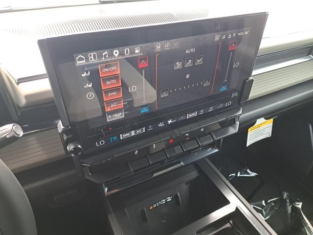 New 2026 GMC Hummer EV 4x4 Crew Cab image 12