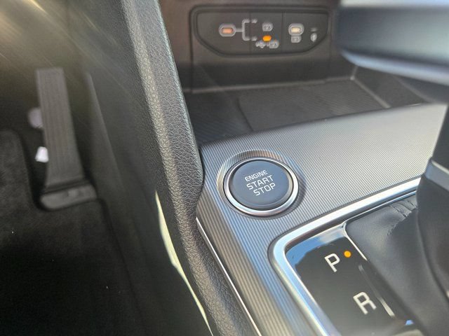 New 2026 Kia Sportage SX FWD image 18