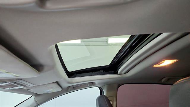 Used 2022 Honda HR-V EX image 12