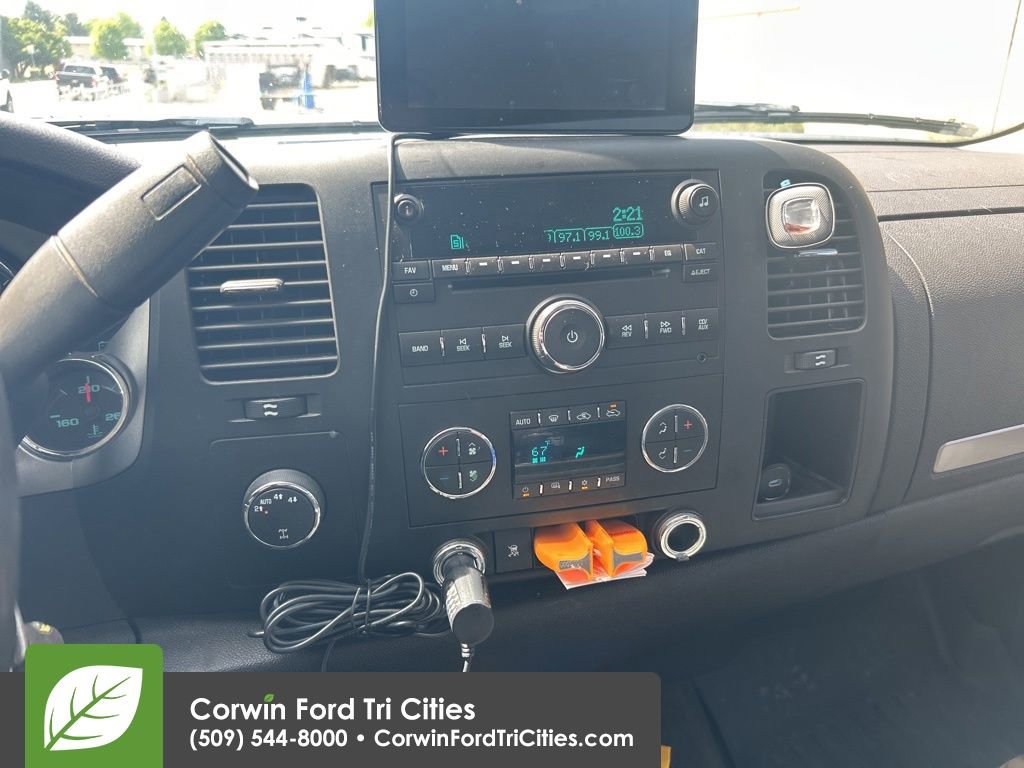Used 2009 GMC Sierra 1500 SLE w/ Pro Grade Package AWD/4WD image 12