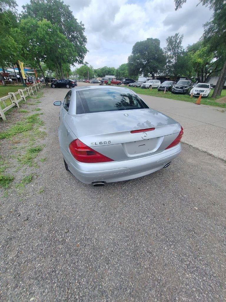 Used 2006 Mercedes-Benz SL 600 image 11