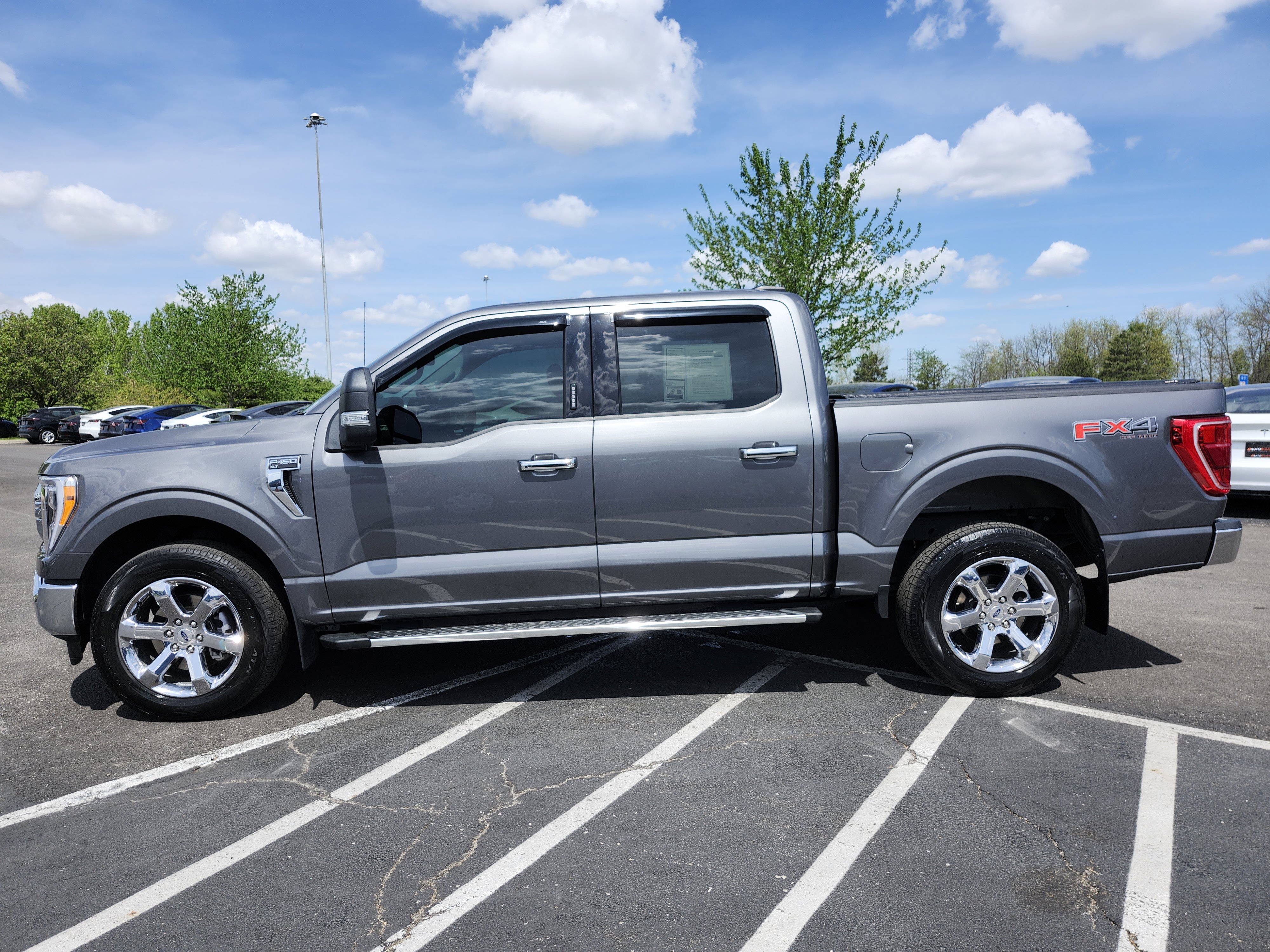 Used 2022 Ford F150 XLT w/ Equipment Group 302A High image 15