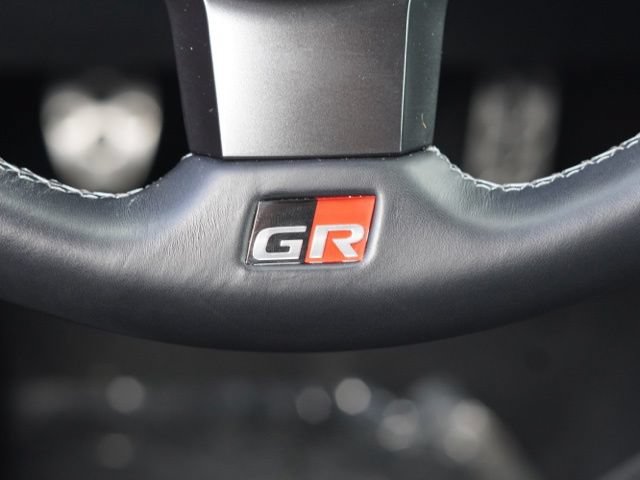 Used 2025 Toyota GR86 Premium w/ Performance Package RWD image 19