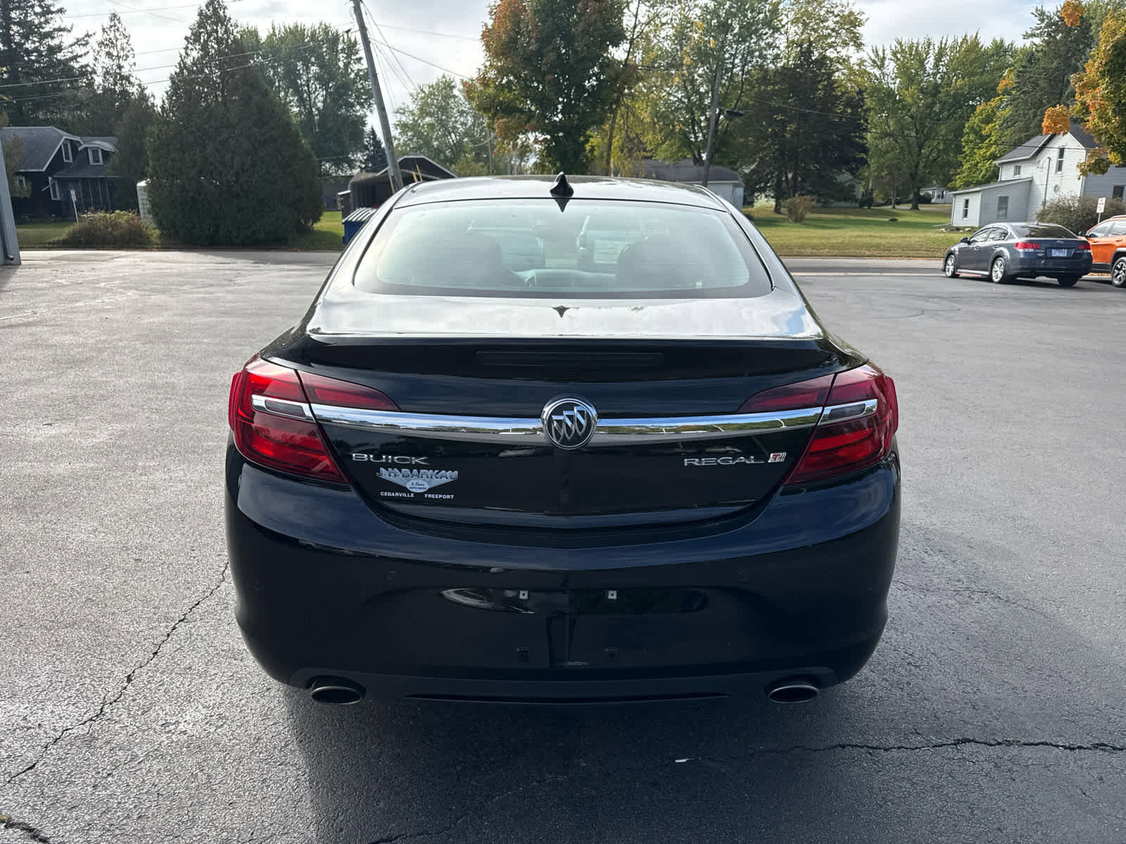 Used 2016 Buick Regal Premium w/ Driver Confidence Package #2 image 4