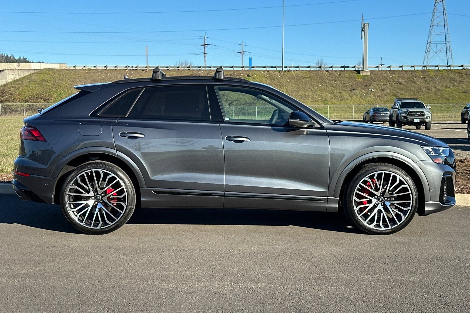 New 2026 Audi SQ8 Prestige AWD/4WD image 2