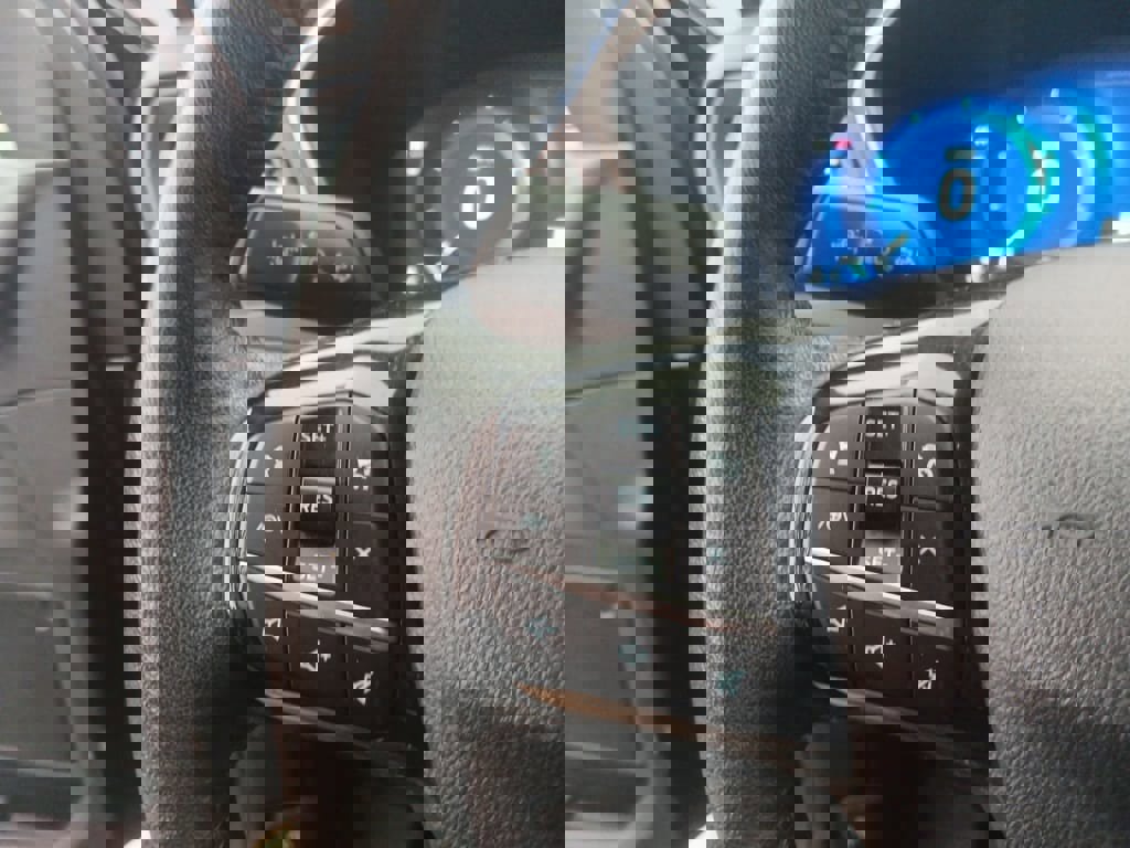 Used 2021 Ford Escape SEL w/ Technology Package image 26