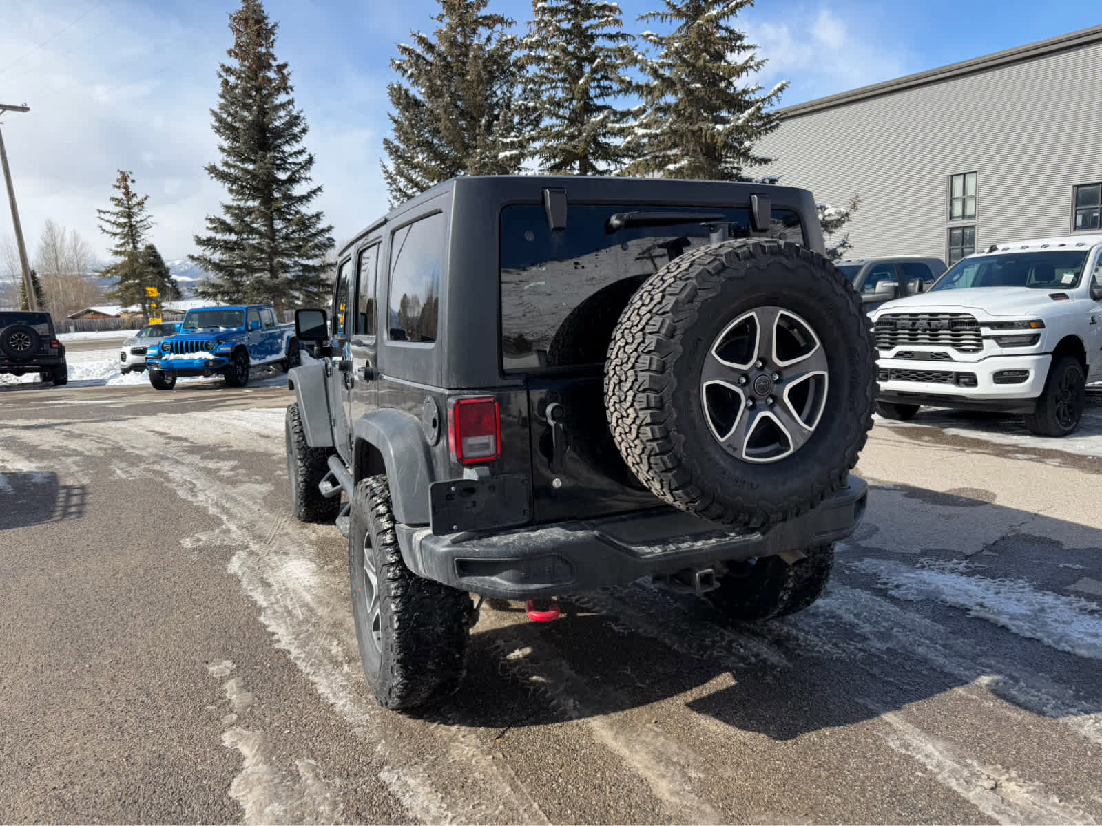 Used 2017 Jeep Wrangler Unlimited Rubicon image 18