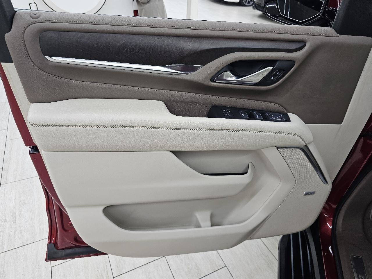 Used 2021 GMC Yukon Denali RWD image 42