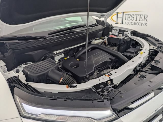 Used 2025 Chevrolet Equinox LT AWD/4WD image 34
