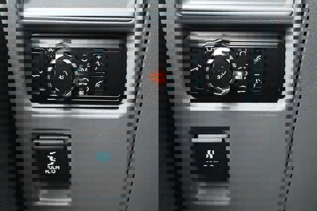 Used 2023 Ford F150 XLT image 35