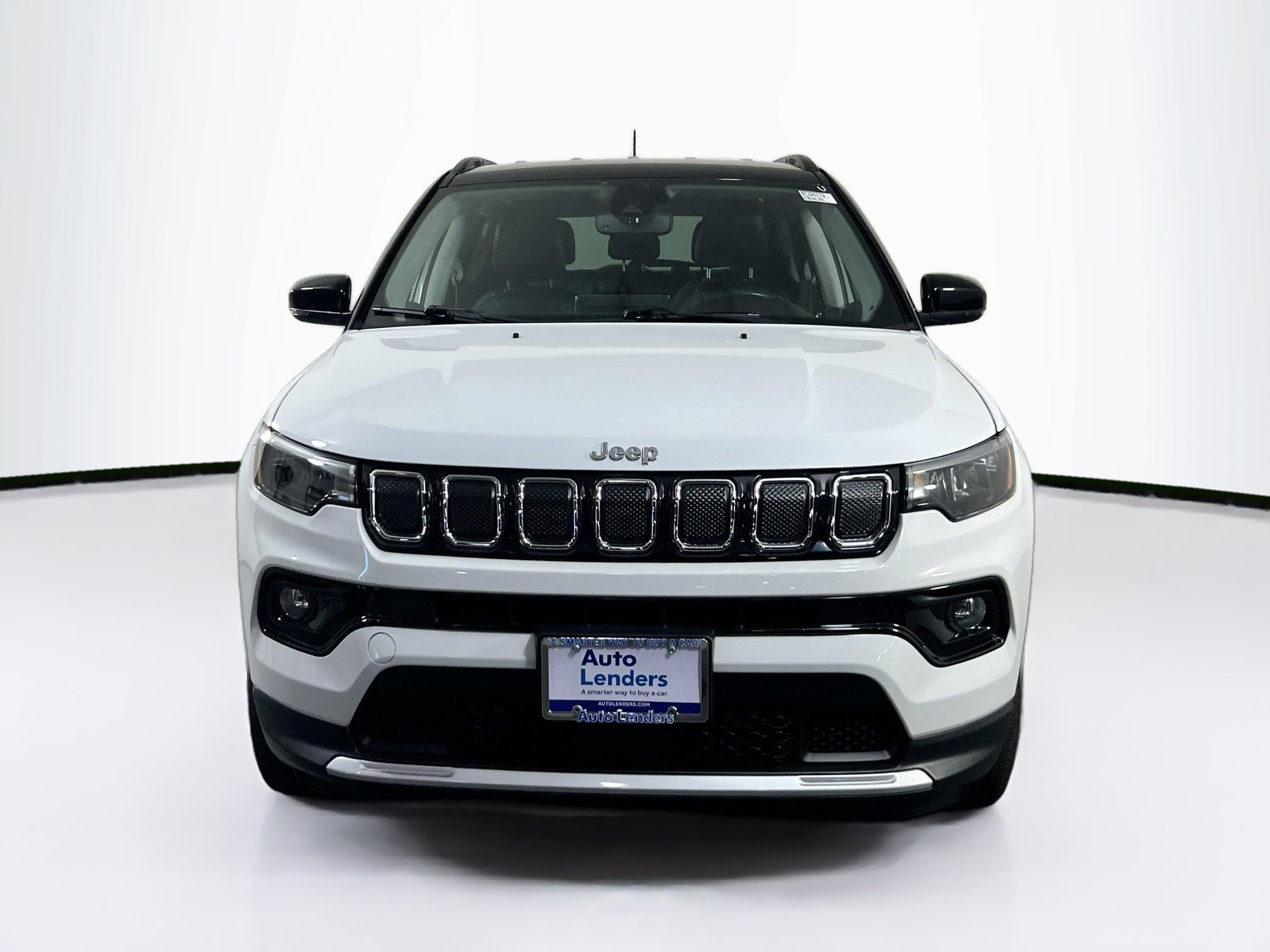 Used 2022 Jeep Compass Limited AWD/4WD image 2