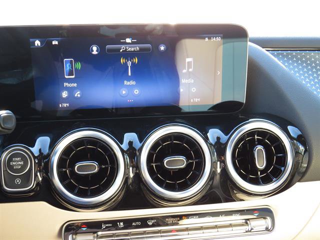 Used 2025 Mercedes-Benz GLA 250 4MATIC image 15