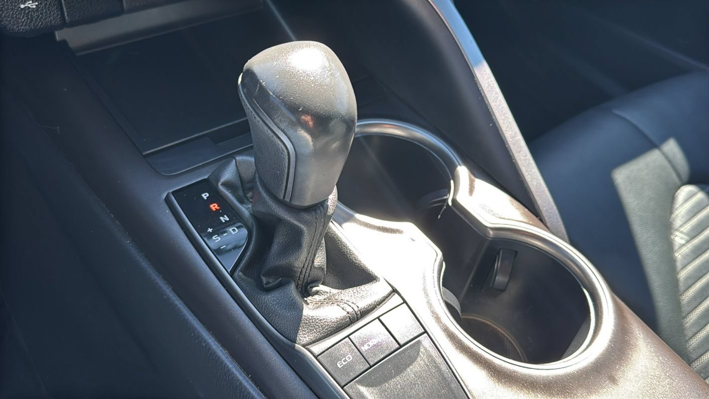 Used 2024 Toyota Camry SE FWD image 31