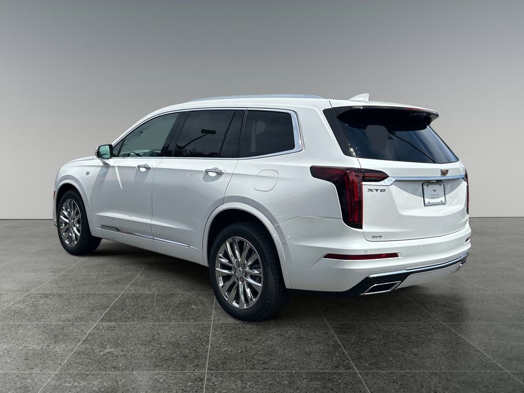 Used 2025 Cadillac XT6 Premium Luxury w/ Technology Package image 5