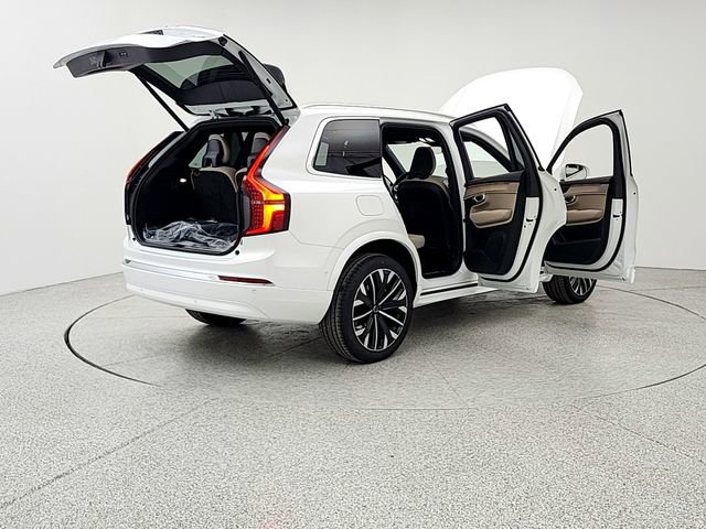 New 2026 Volvo XC90 B5 Plus w/ Protection Package image 11