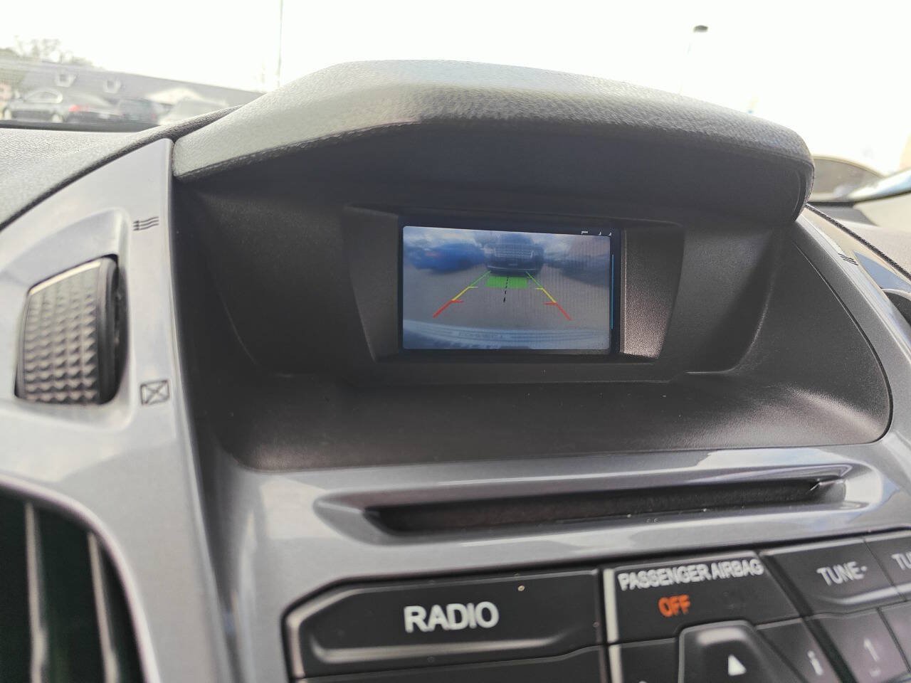 Used 2015 Ford Transit Connect Titanium FWD image 16