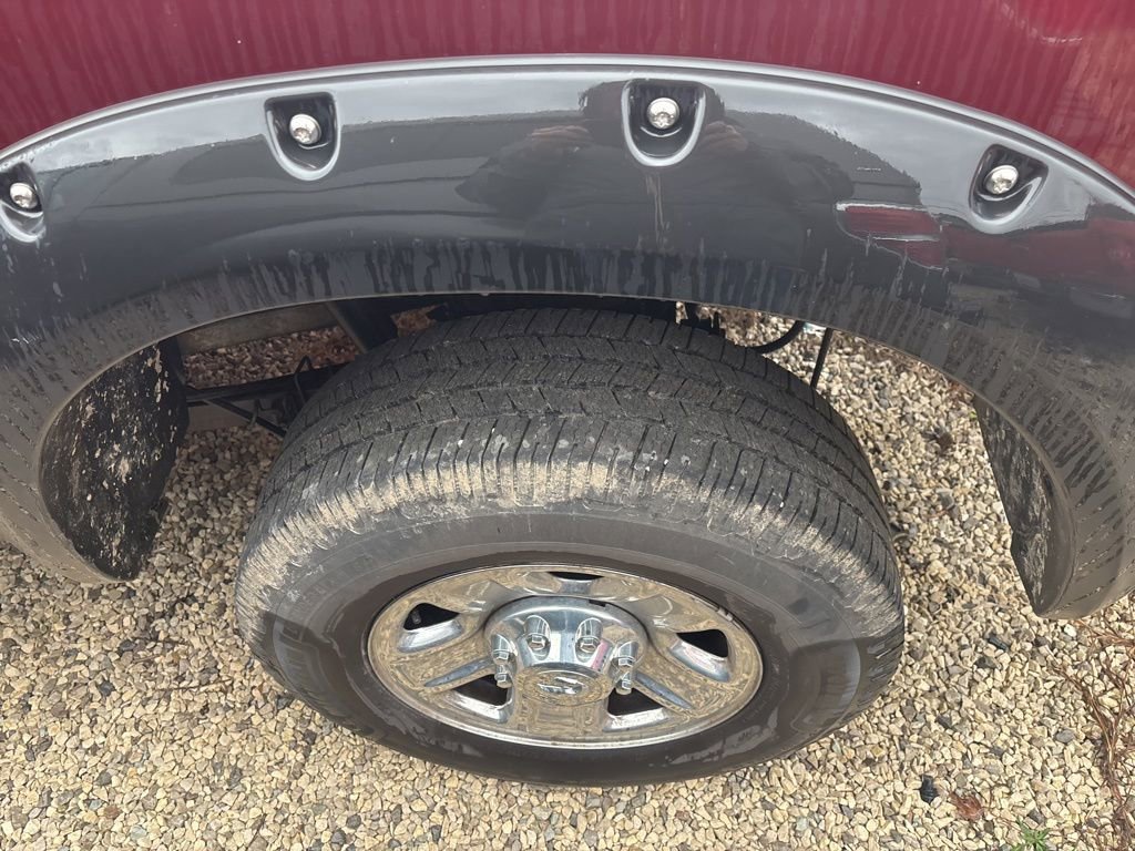 Used 2017 RAM 2500 Tradesman w/ Chrome Appearance Group image 9