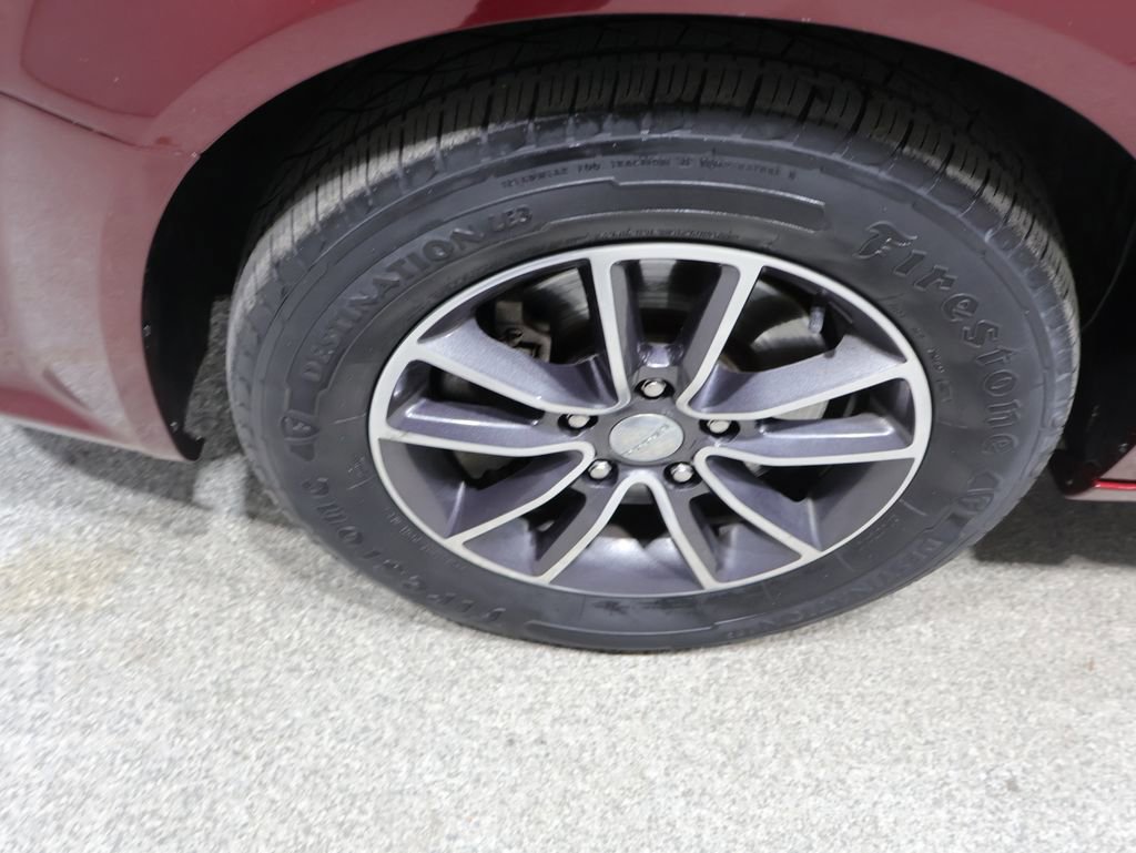 Used 2017 Dodge Grand Caravan SXT FWD image 10