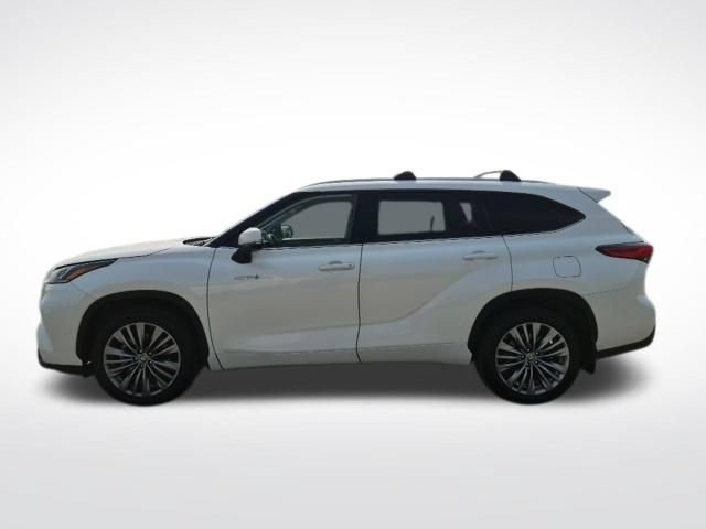 Used 2020 Toyota Highlander Platinum AWD/4WD image 8