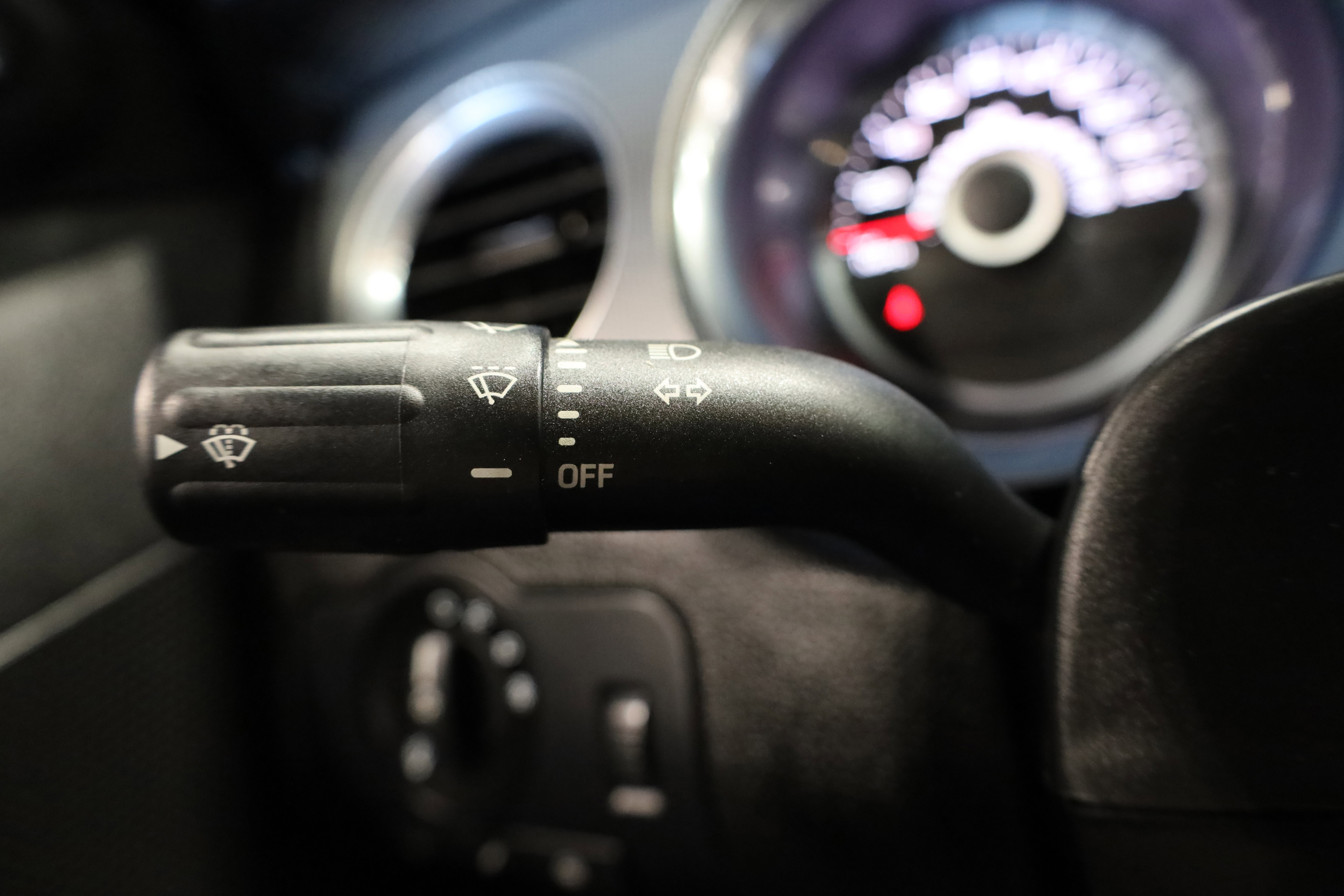 Used 2014 Ford Mustang Shelby GT500 w/ Equipment Group 821A image 18