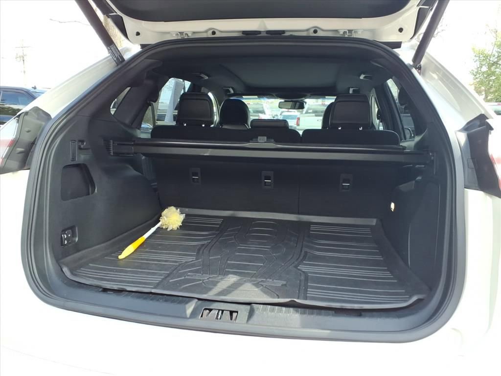 Used 2019 Ford Edge ST w/ Convenience Package AWD/4WD image 14