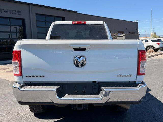 Used 2022 RAM 2500 Big Horn w/ Cold Weather Group AWD/4WD image 4