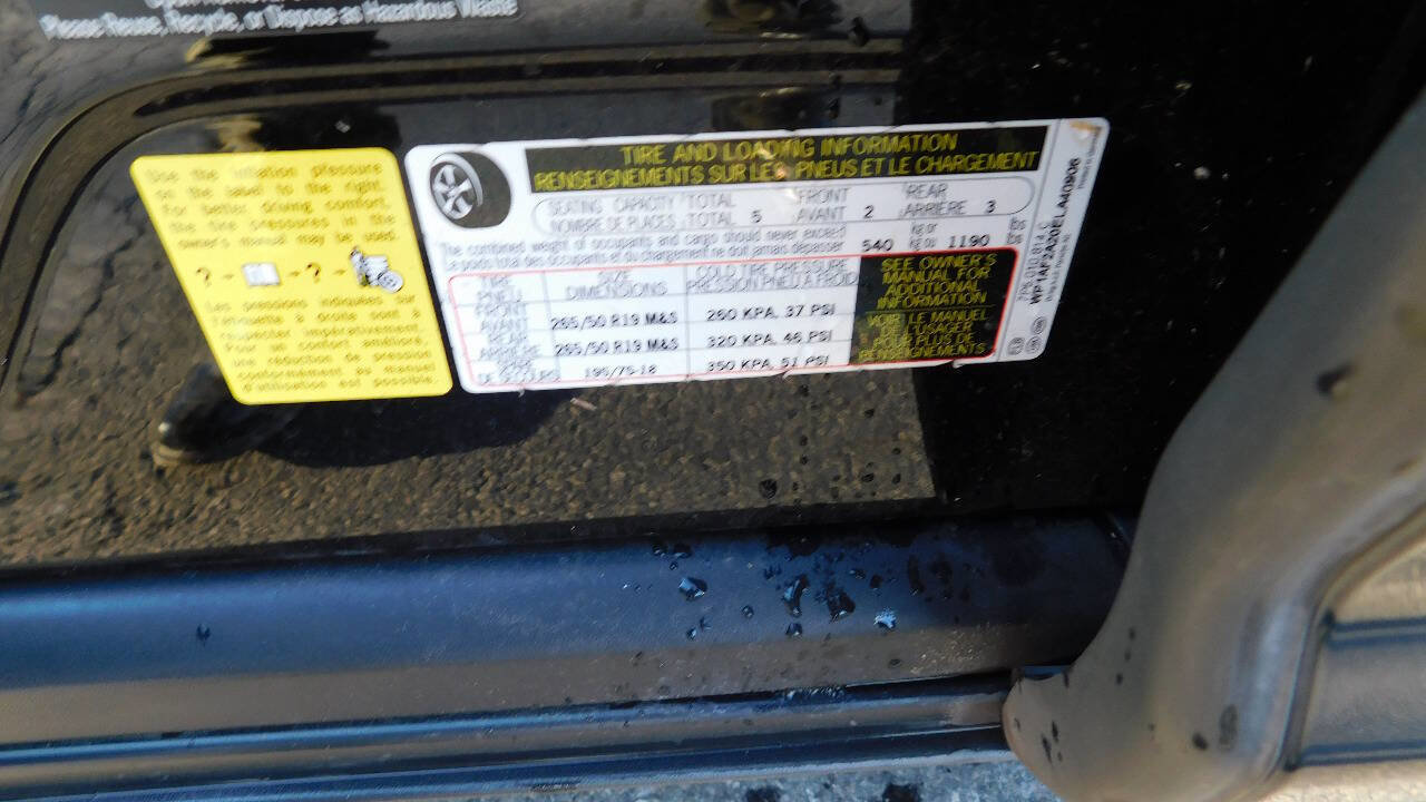 Used 2014 Porsche Cayenne Diesel Platinum Edition image 33