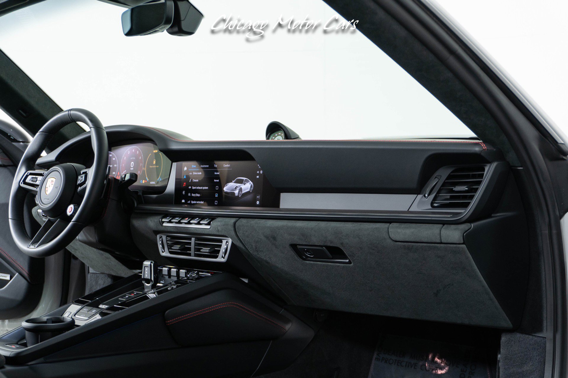 Used 2025 Porsche 911 GTS image 41