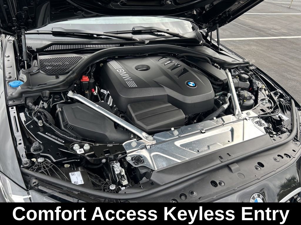 Used 2025 BMW 430i Convertible w/ Premium Package image 19