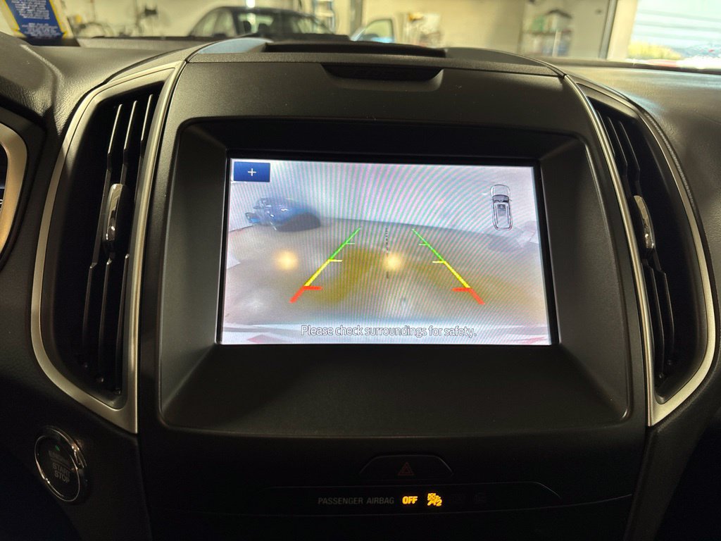 Used 2020 Ford Edge SEL w/ Cold Weather Package AWD/4WD image 18