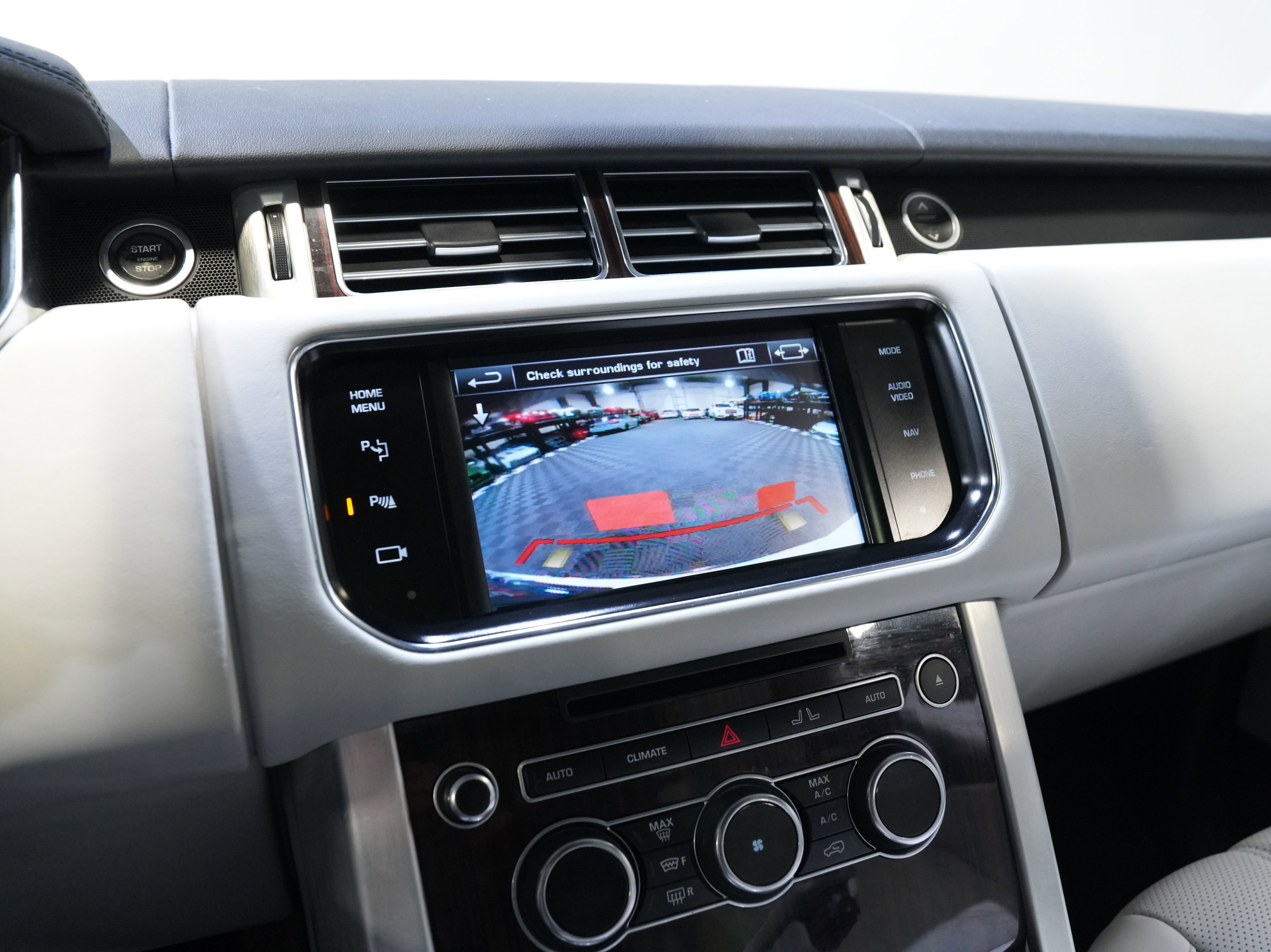 Used 2014 Land Rover Range Rover Supercharged AWD/4WD image 53