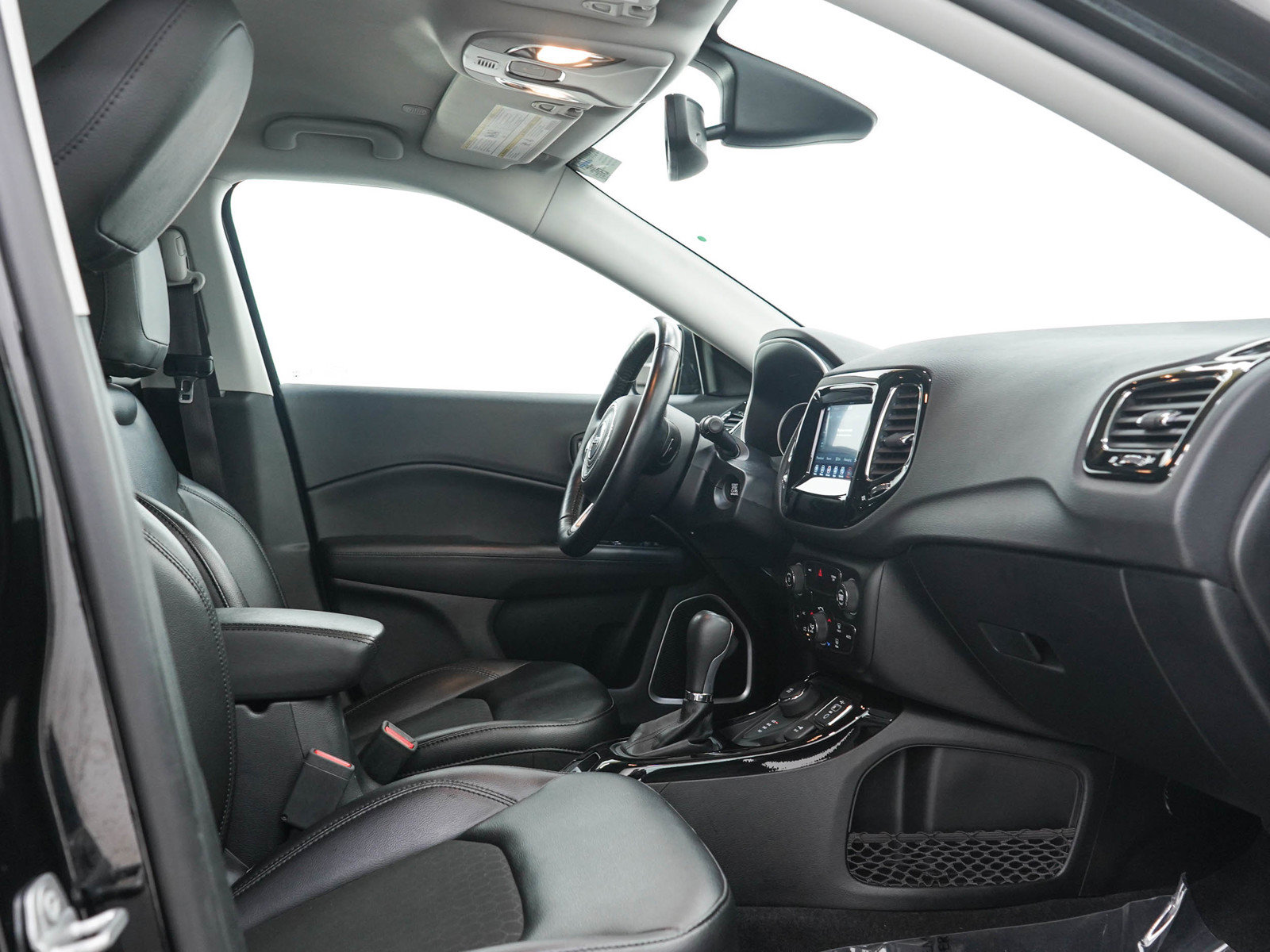 Used 2021 Jeep Compass Latitude AWD/4WD image 12