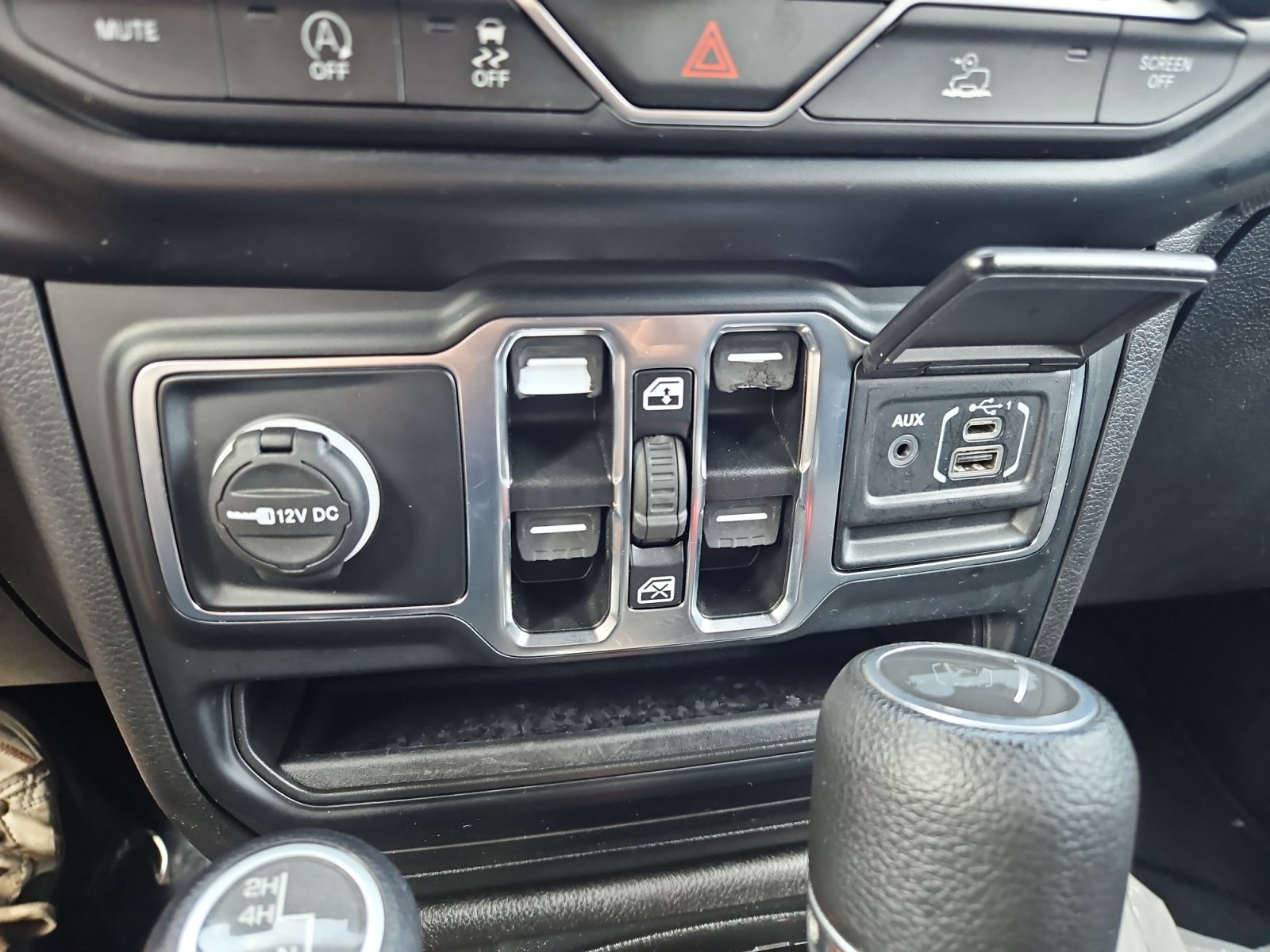 Used 2022 Jeep Wrangler Unlimited Sport AWD/4WD image 22