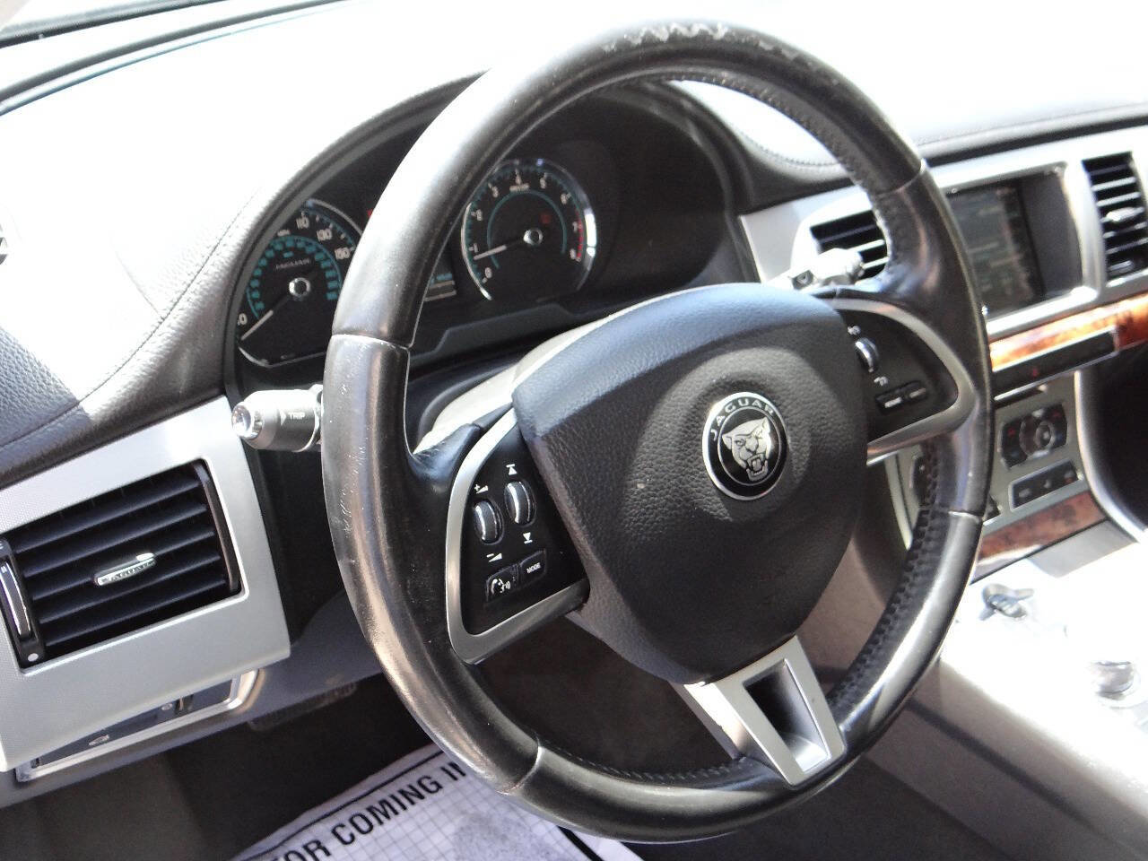 Used 2015 Jaguar XF Portfolio AWD/4WD image 12