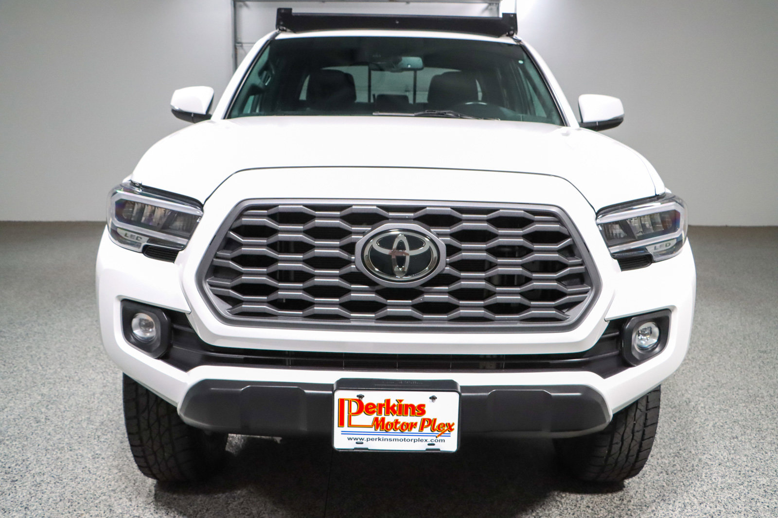 Used 2023 Toyota Tacoma TRD Off-Road image 4