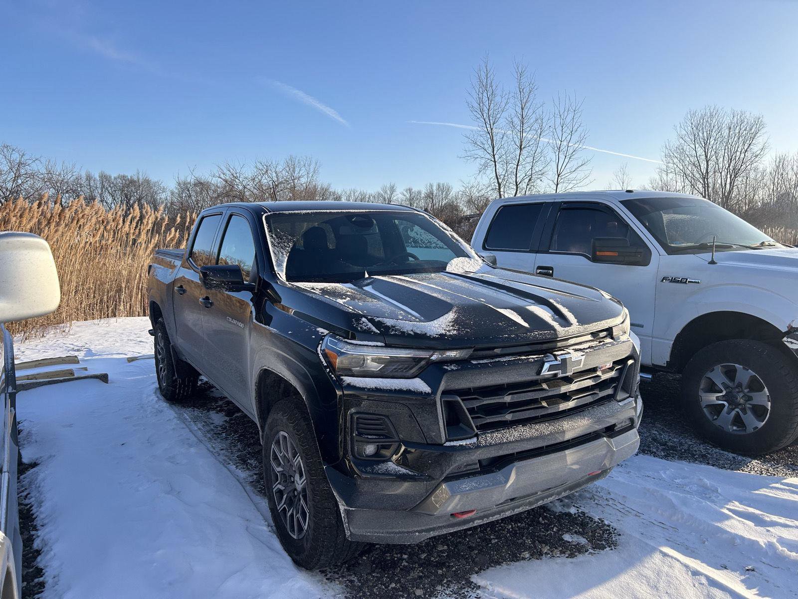 Used 2023 Chevrolet Colorado Z71 w/ Z71 Convenience Package 2 image 3