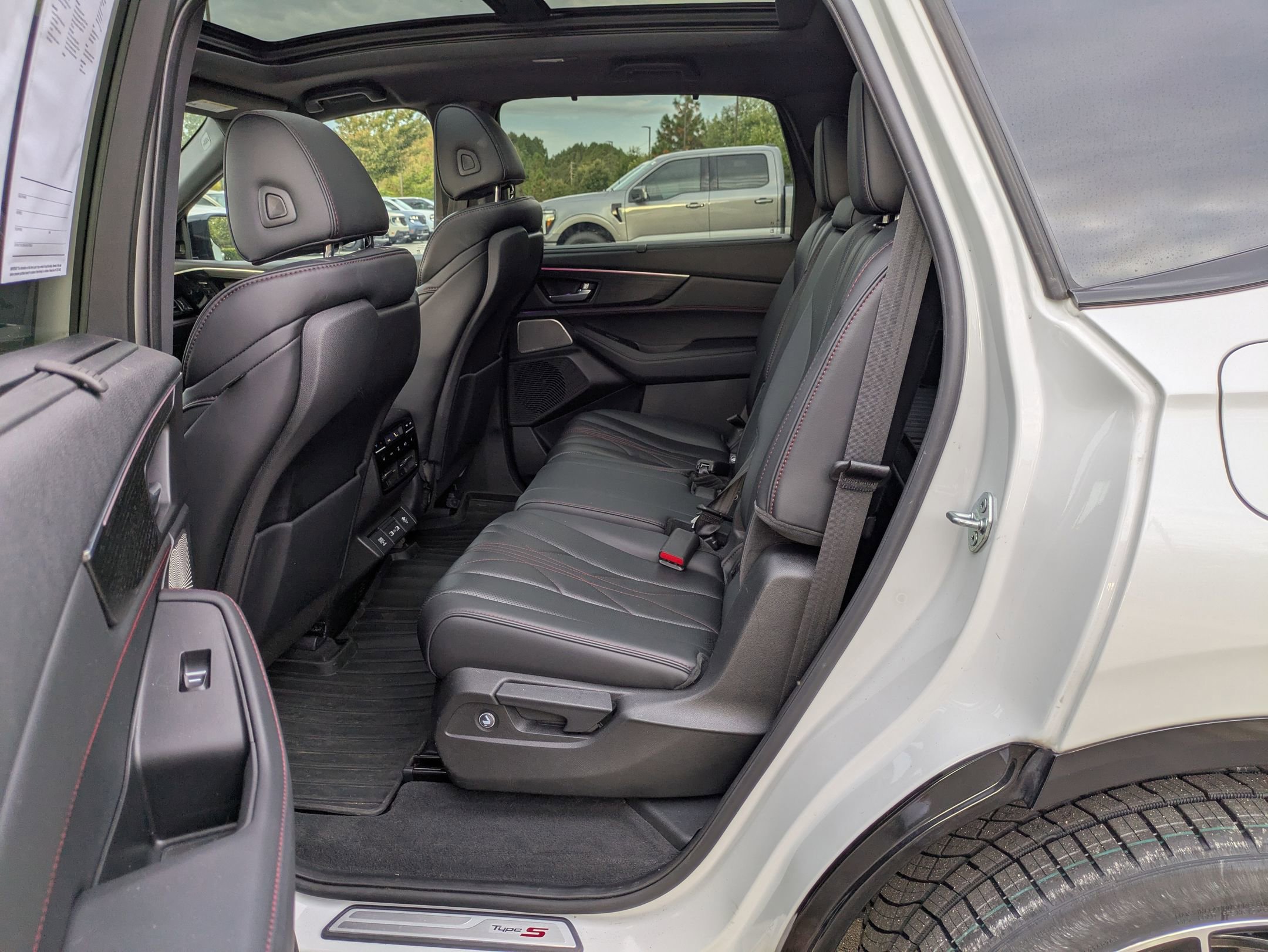 Used 2023 Acura MDX Type S image 31
