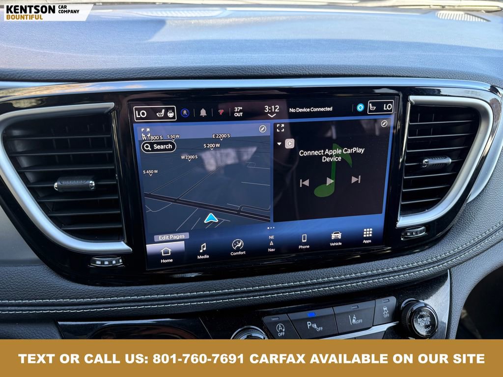 Used 2026 Chrysler Pacifica Limited image 23