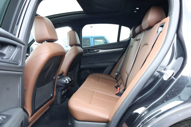 Used 2024 Alfa Romeo Stelvio Ti w/ Active Assist Plus Package image 23