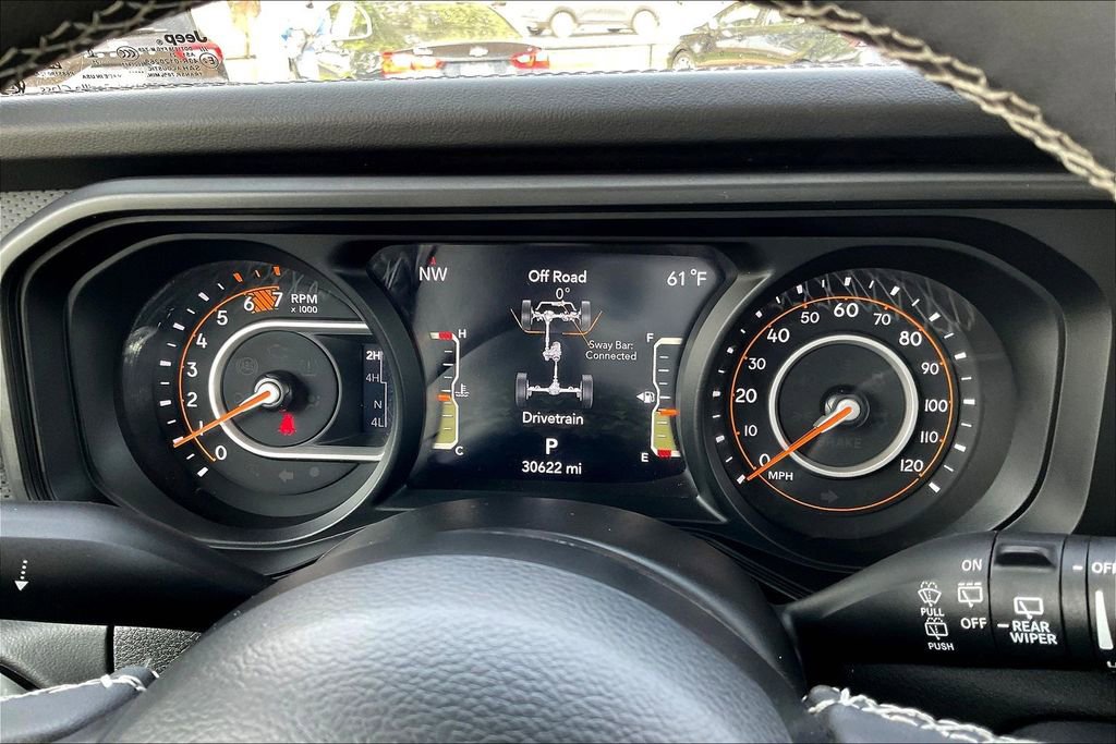 Used 2025 Jeep Wrangler Unlimited Rubicon w/ Convenience Group image 14