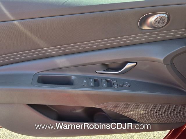 Used 2022 Hyundai Elantra SEL w/ Convenience Package image 27