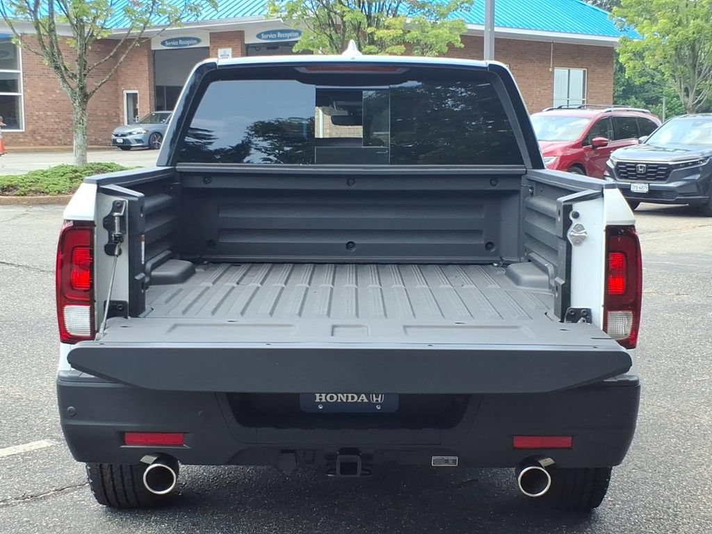 New 2026 Honda Ridgeline Black Edition image 7