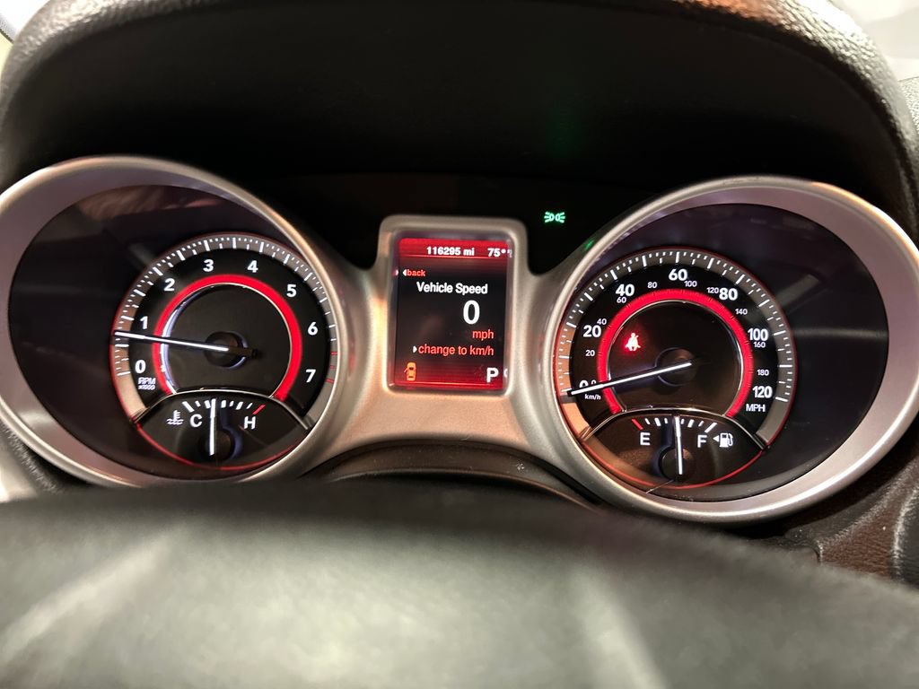 Used 2020 Dodge Journey SE w/ Blacktop Package FWD image 15