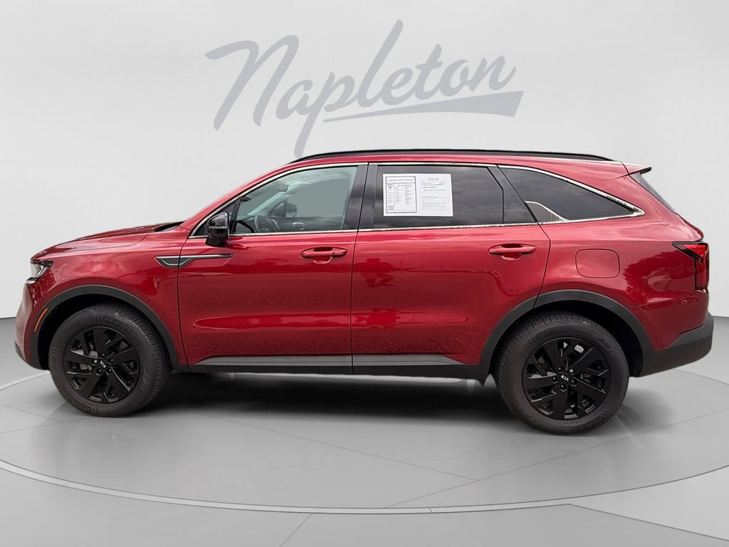 Used 2021 Kia Sorento S w/ Panoramic Sunroof Package AWD/4WD image 2