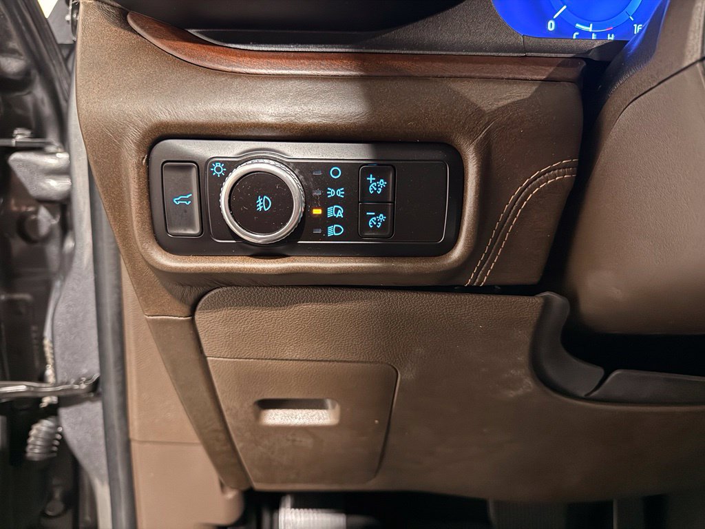 Used 2023 Ford Explorer King Ranch w/ Technology Package AWD/4WD image 17