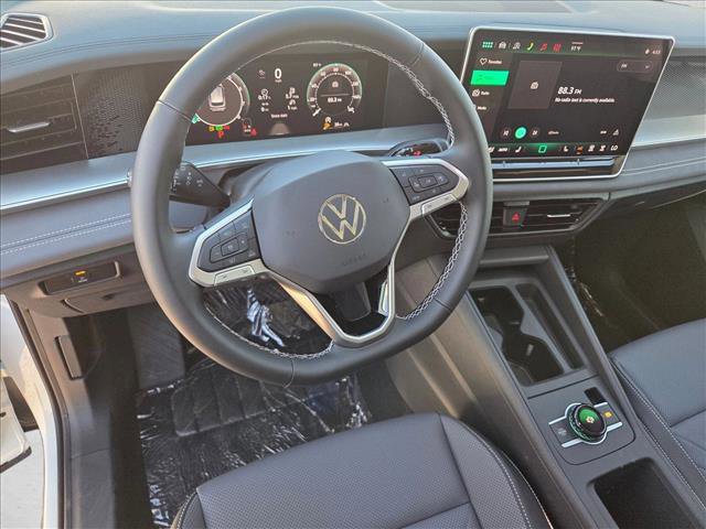 New 2026 Volkswagen Tiguan SE image 3