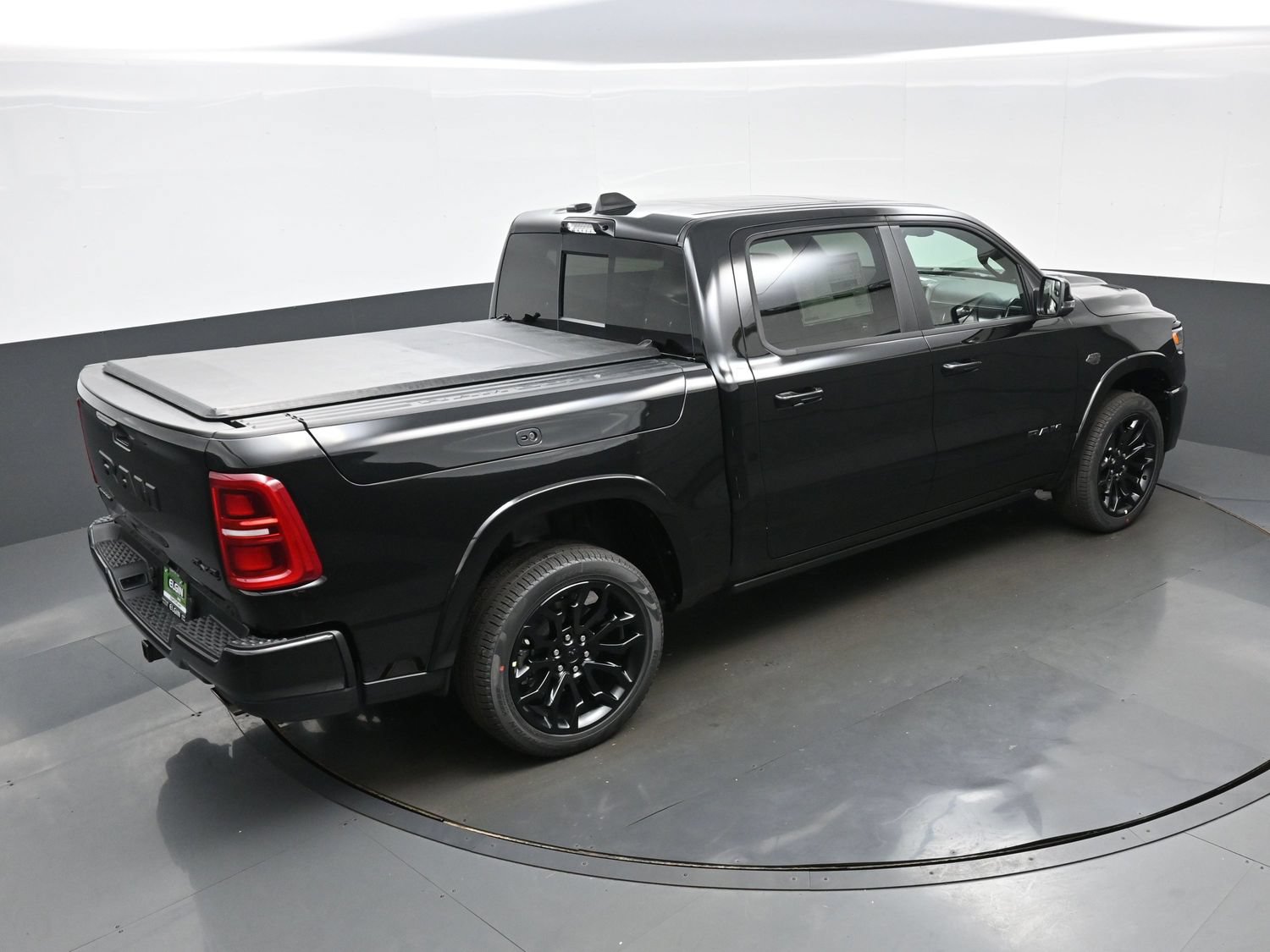 New 2027 RAM 1500 Limited AWD/4WD image 25