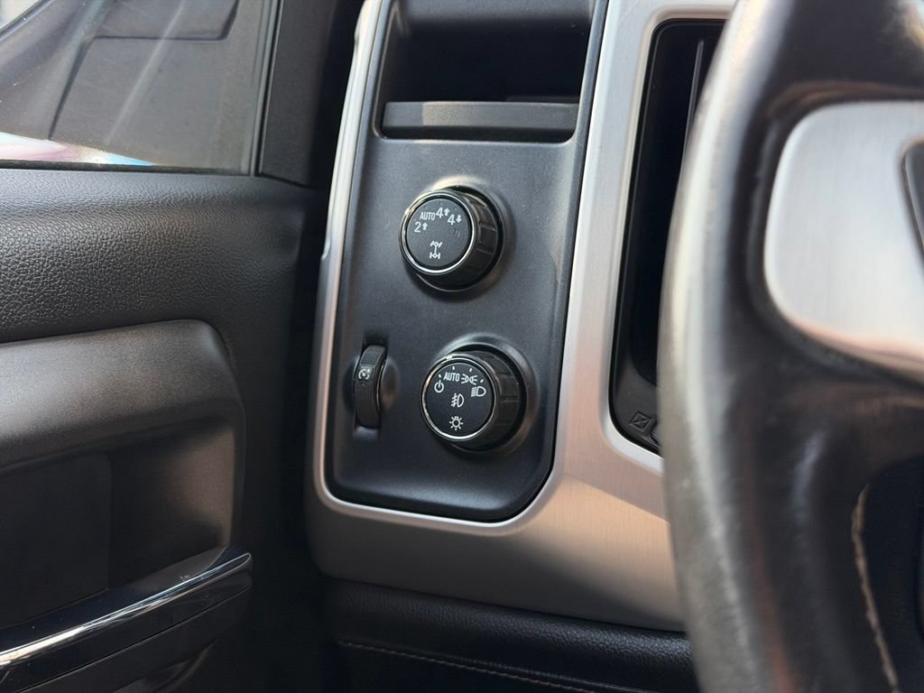 Used 2017 GMC Sierra 1500 SLE w/ SLE Value Package AWD/4WD image 18