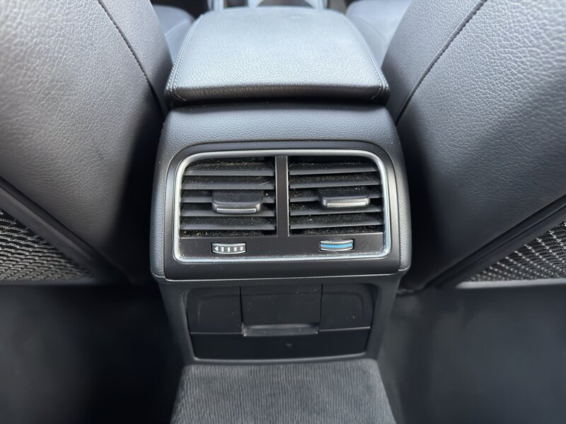 Used 2015 Audi A4 2.0T Premium Plus w/ Technology Package FWD image 33