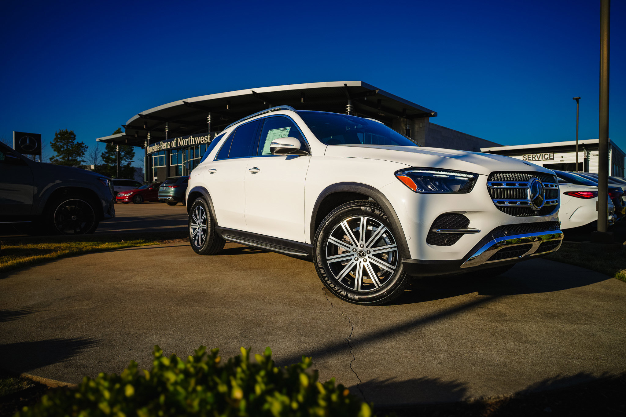 New 2026 Mercedes-Benz GLE 350 4MATIC image 1